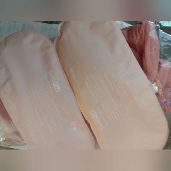 Pink Cold Therapy Socks - Picture 7 of 7